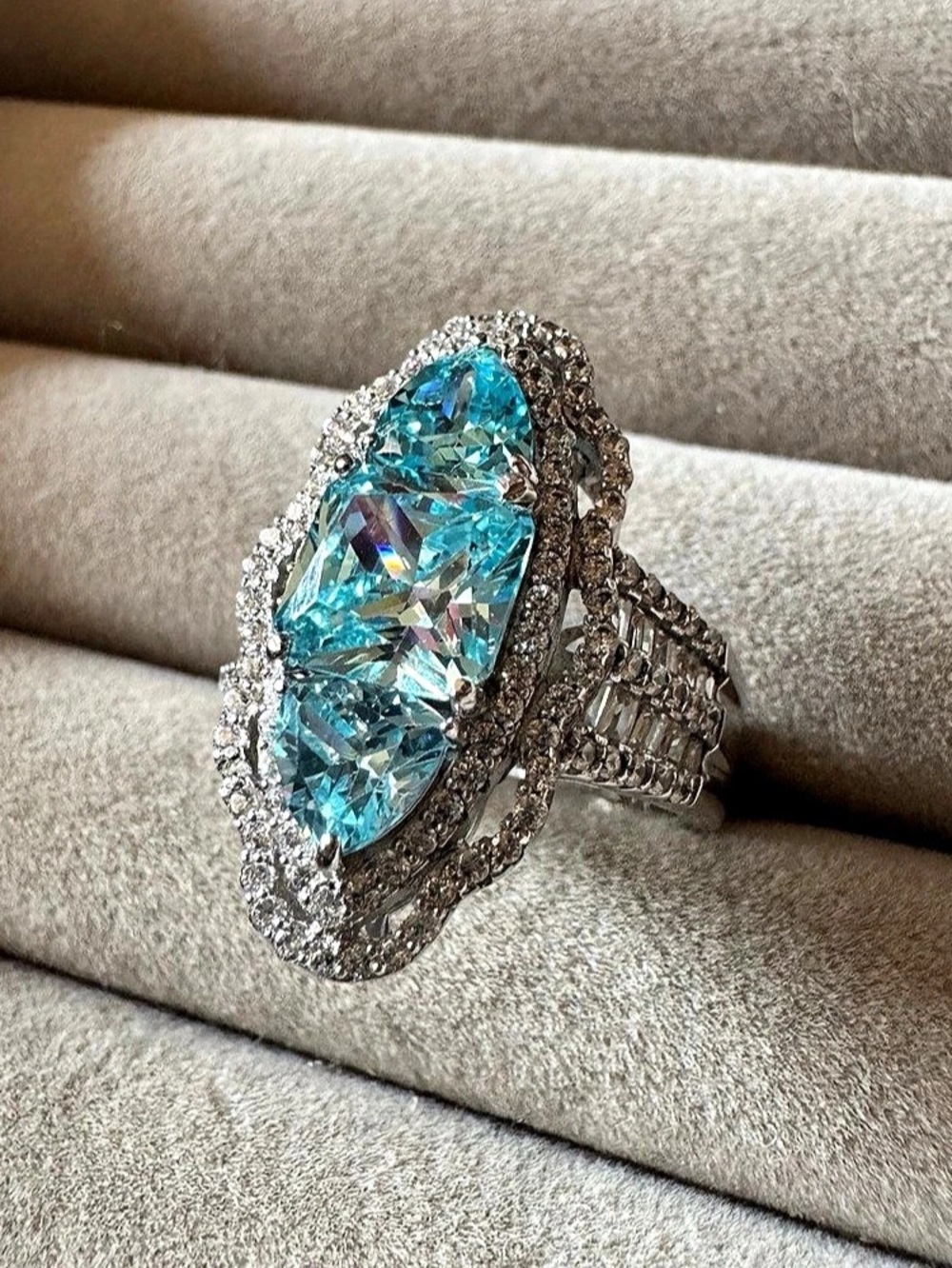 Fuzion Creations FZN 925 Sterling Silver Aqua Blue Statement Ring Size 10